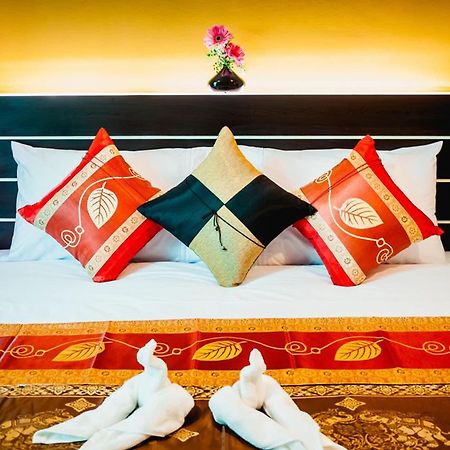 Chalong Boutique Inn Экстерьер фото