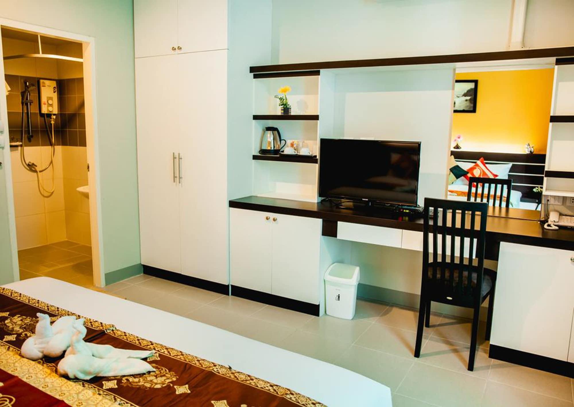 Chalong Boutique Inn Экстерьер фото